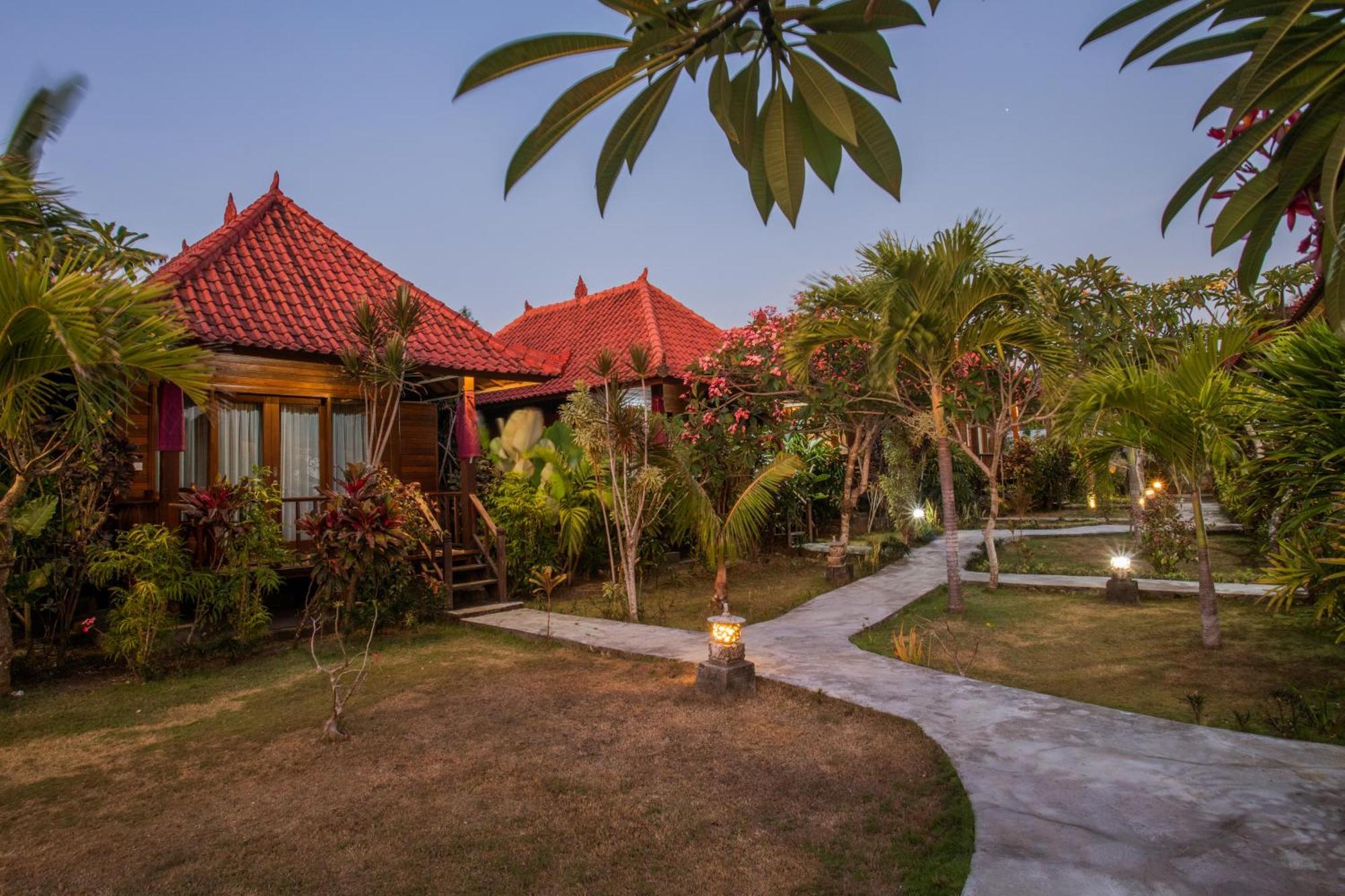 Bagus Dream Beach Villa Lembongan Exterior photo